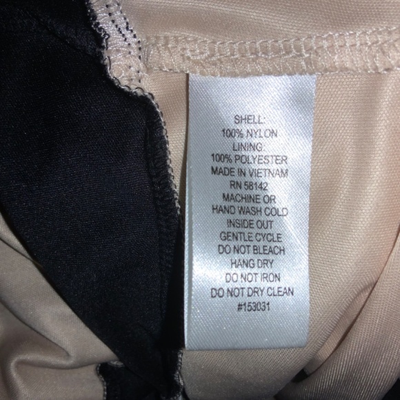 London Style Collection lace overlay dress Sz 12 fit & flare sleeveless lined - Picture 8 of 8